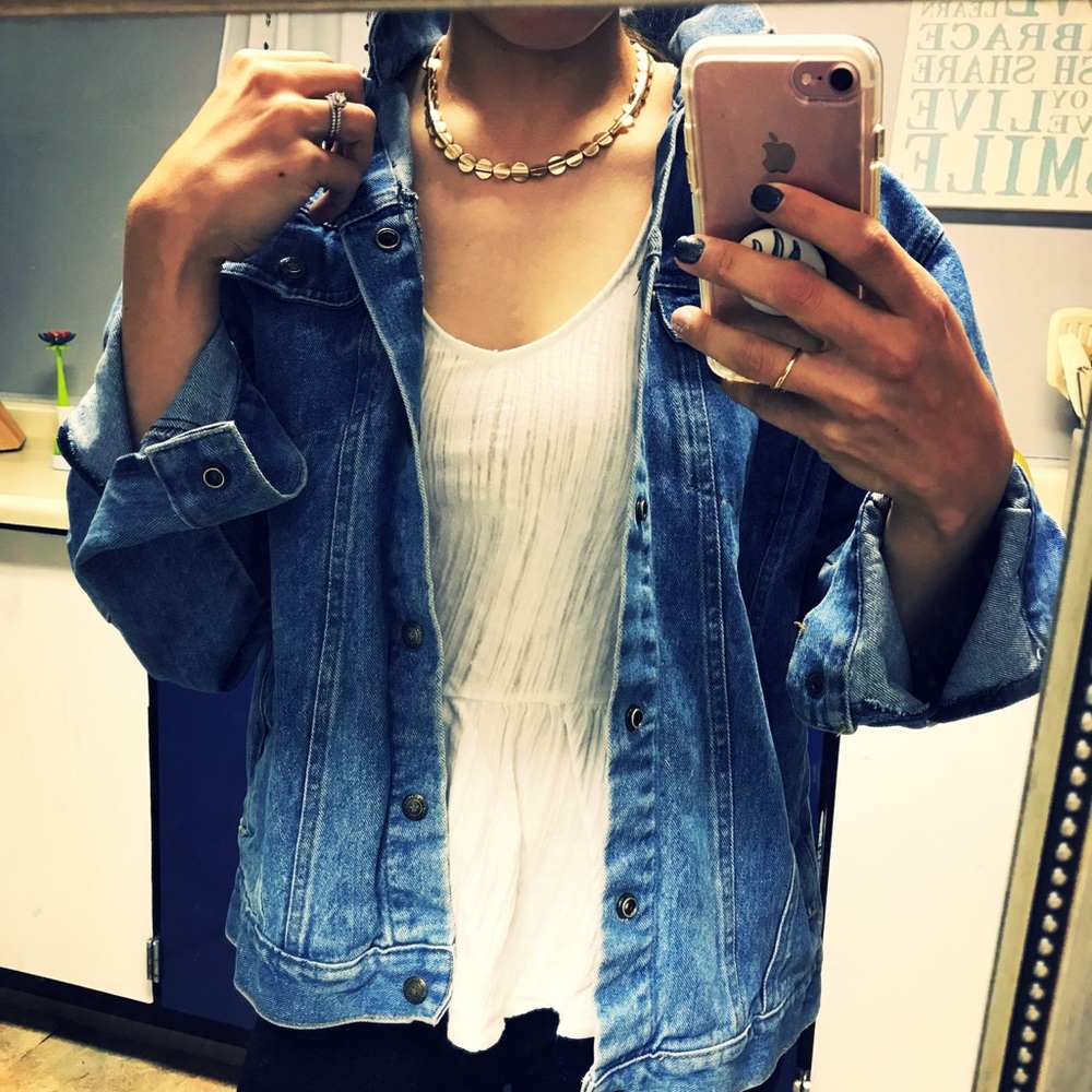 Gold circle link necklace